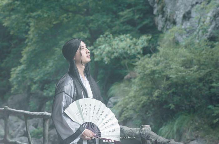 三一重工：董事长向文波提议以6亿元-10亿元回购公司股份