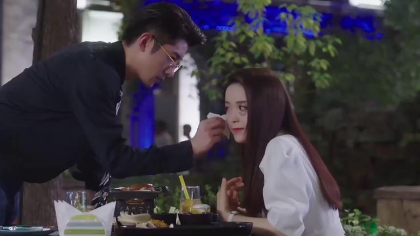 如何辨别玉石是否泡过强酸？游戏画面
