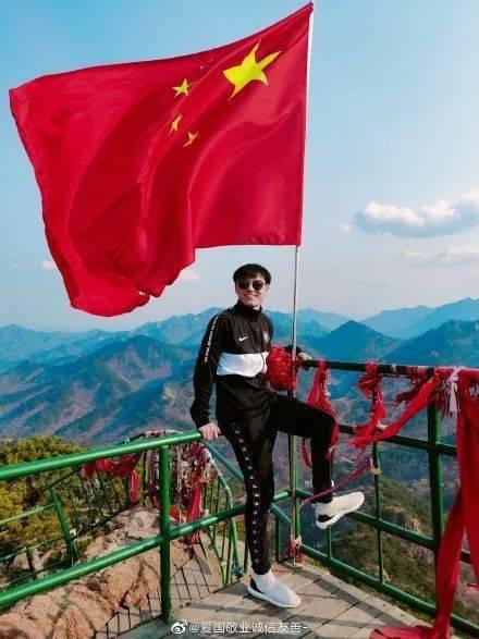 探索睡前喝杯牛奶好还是咖啡好? - 专注于分享和讨论的红迪网平台