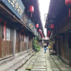 为什么一些内向者能“伪装”成外向者，他们是如何做到的？